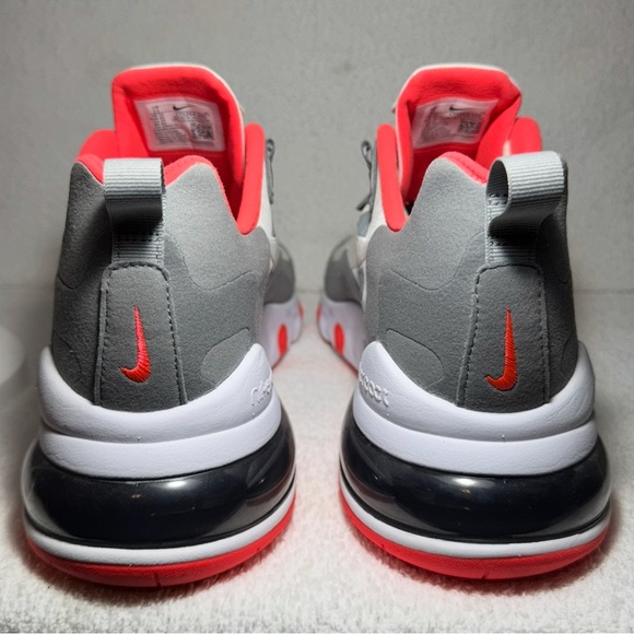 Nike Air Max 270 React Size 11 - Picture 6 of 6